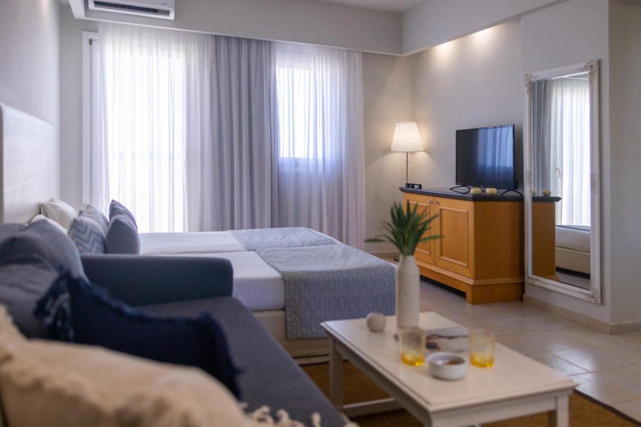 Almyra Hotel & Village คูตซูนารี ภายนอก รูปภาพ